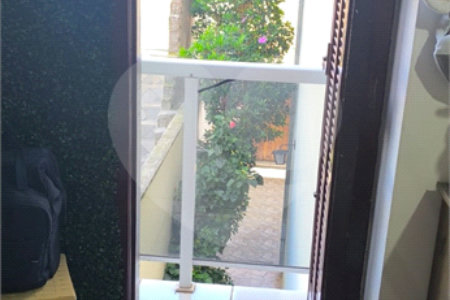 Sobrado à venda com 3 quartos, sendo 1 suíte, em Jardim Taboão, São Paulo, SP