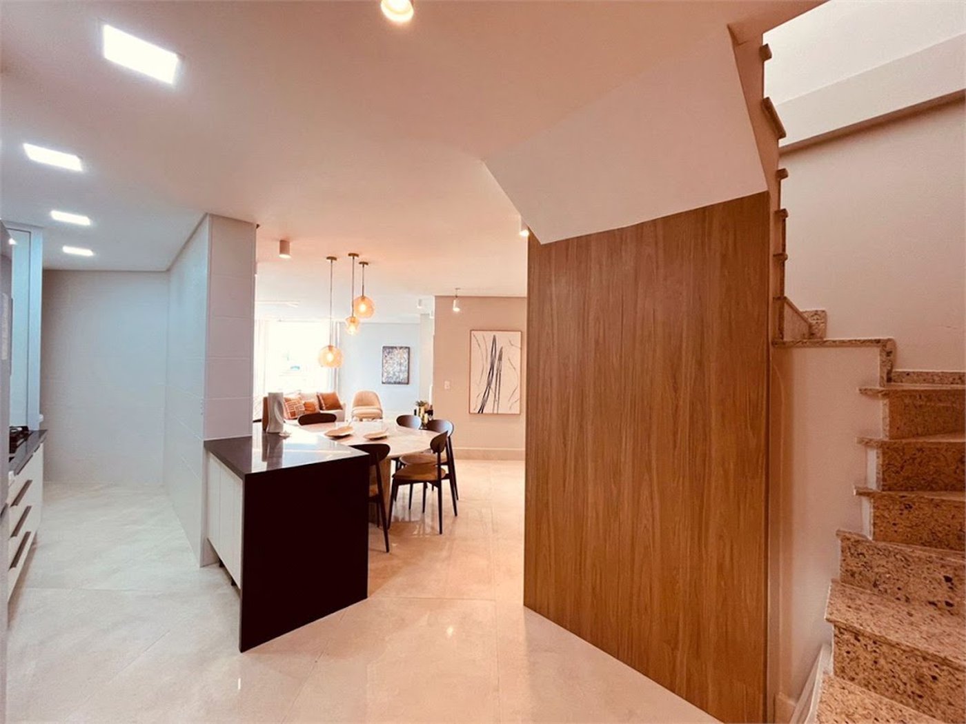 Apartamento com 3 dormitórios à venda, 285 m² por R$ 3.490.000,00 - Jardim Virginia - Guarujá/SP