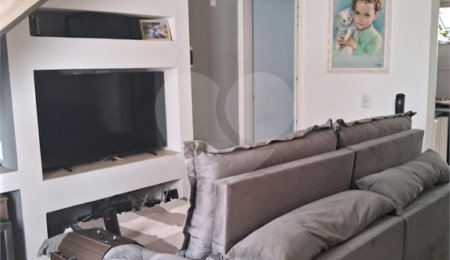 Casa à venda com 2 quartos no condomínio Viva Caucaia Iv, Cotia - SP