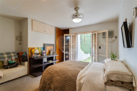 Casa à venda com 3 quartos, sendo 2 suítes,  em Alto da Boa Vista, São Paulo, SP