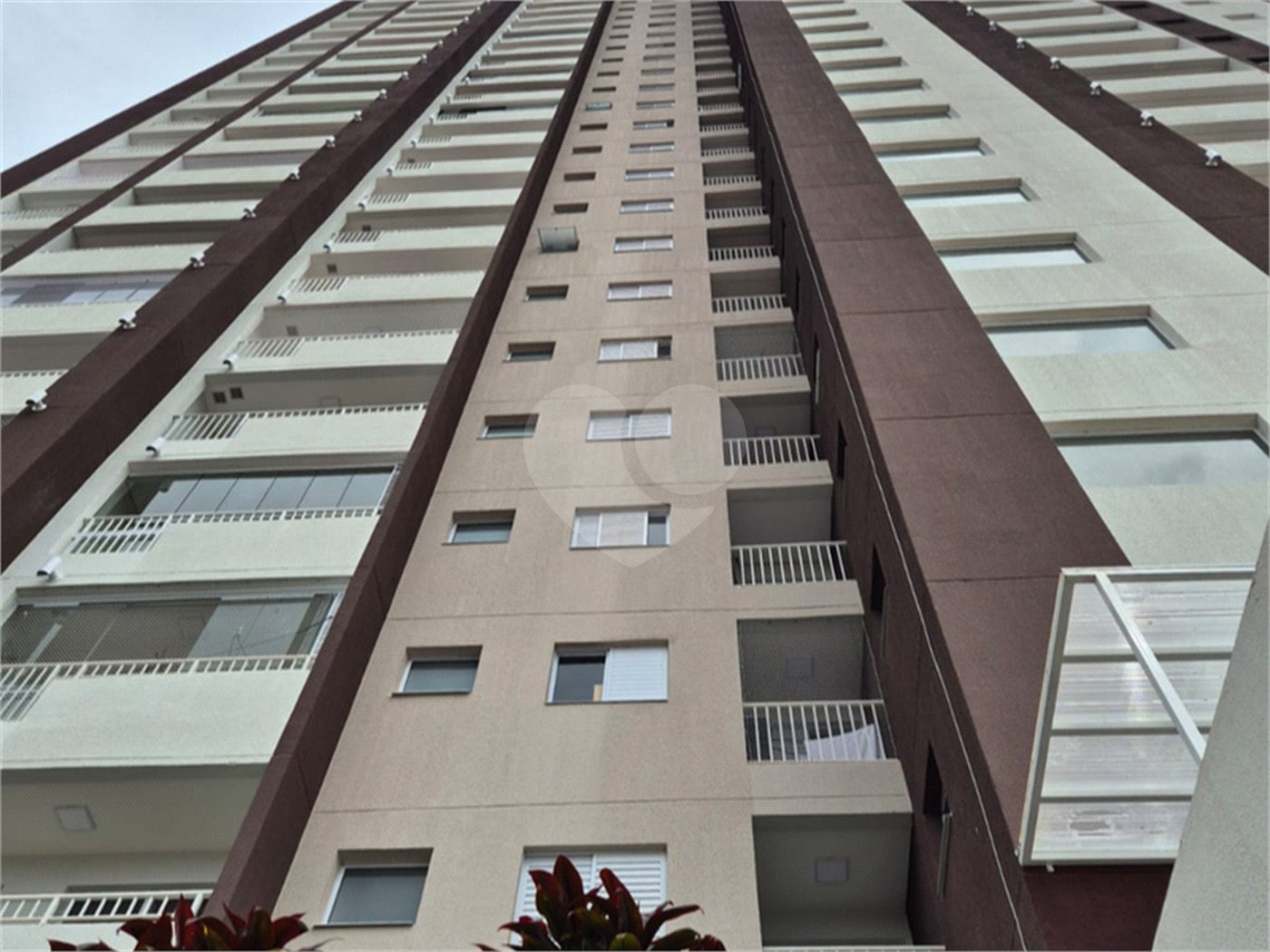 Apartamento à venda com 2 quartos, sendo 1 suíte,  em Vila Hortência, Sorocaba, SP