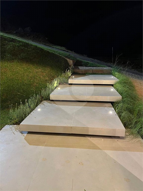 Terreno à venda com 4 quartos, sendo 5 suítes,  no condomínio Quintas da Boa Vista, Atibaia - SP