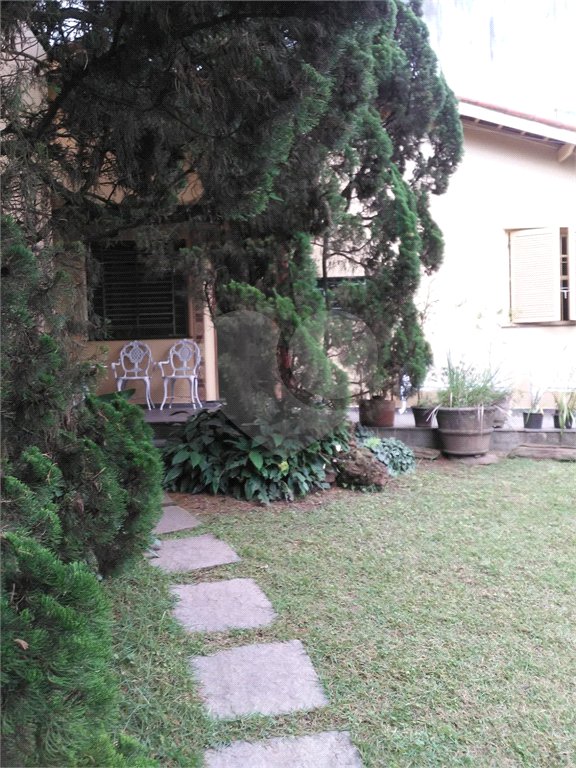Sobrado à venda com 3 quartos, sendo 1 suíte, em Jardim Itacolomi, São Paulo, SP