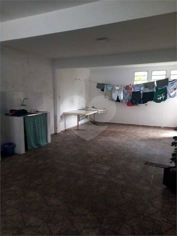 Sobrado à venda com 4 quartos em Lavapés, Mairiporã, SP
