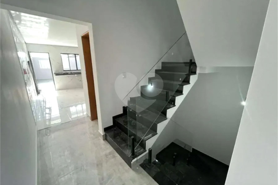 Sobrado à venda com 3 quartos, sendo 1 suíte, em Vila Bonilha, São Paulo, SP