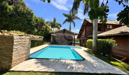 Casa à venda ou para alugar com 4 quartos, sendo 2 suítes,  no condomínio Náutico Porto Bragança, Bragança Paulista - SP