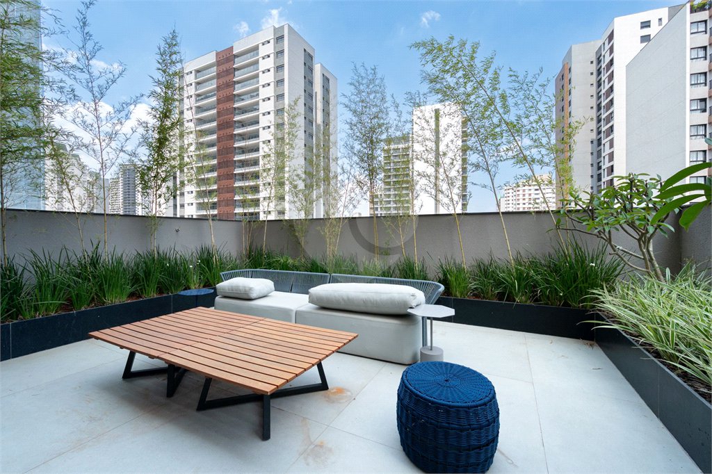 Apartamento à venda com 3 suítes em Vila Clementino, São Paulo, SP
