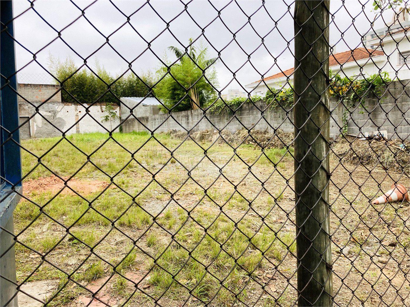 Terreno à venda em Jardim Esmeralda, São Paulo, SP