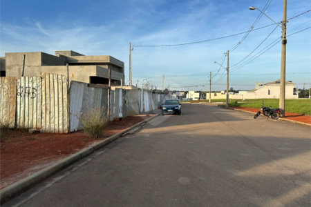 Casa à venda com 3 suítes no condomínio Golden Ville, Itapetininga - SP