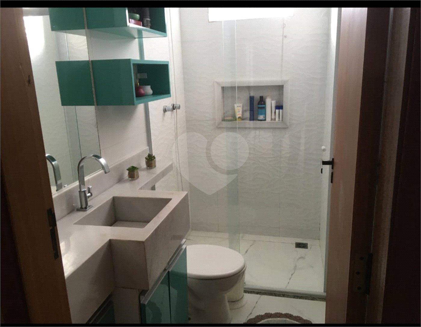 Casa à venda com 3 quartos, sendo 1 suíte, no condomínio Golden Park Residence II, Sorocaba - SP