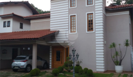 Casa à venda com 4 quartos, sendo 3 suítes,  no condomínio Da Serra, São Paulo - SP