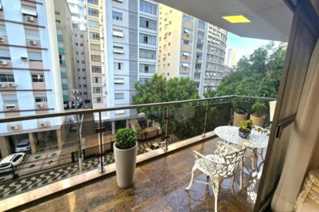 Apartamento próximo da praia com 4 dormitórios à venda, 257 m² por R$ 1.800.000 - Gonzaga - Santos/SP