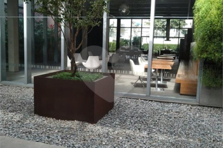 Apartamento para alugar com 1 suíte em Vila Nova Conceição, São Paulo, SP