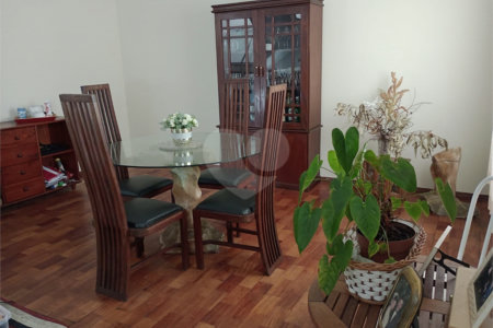 Casa em condomínio à venda com 3 quartos, sendo 1 suíte,  em Jardim Caboré, São Paulo, SP