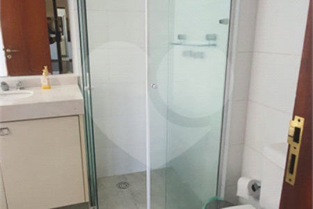 Apartamento à venda com 3 quartos, sendo 1 suíte, em Vila Paulicéia, São Paulo, SP