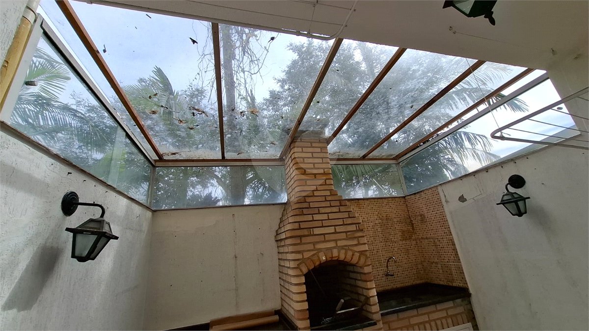 Casa à venda com 2 suítes no condomínio Village Palmas, São Paulo - SP