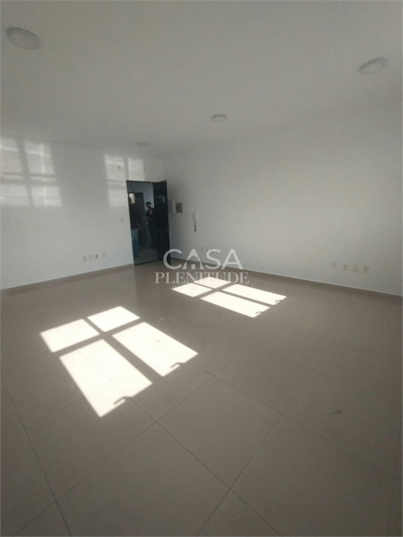 Sala à venda ou para alugar em Jardim Emília, Sorocaba, SP