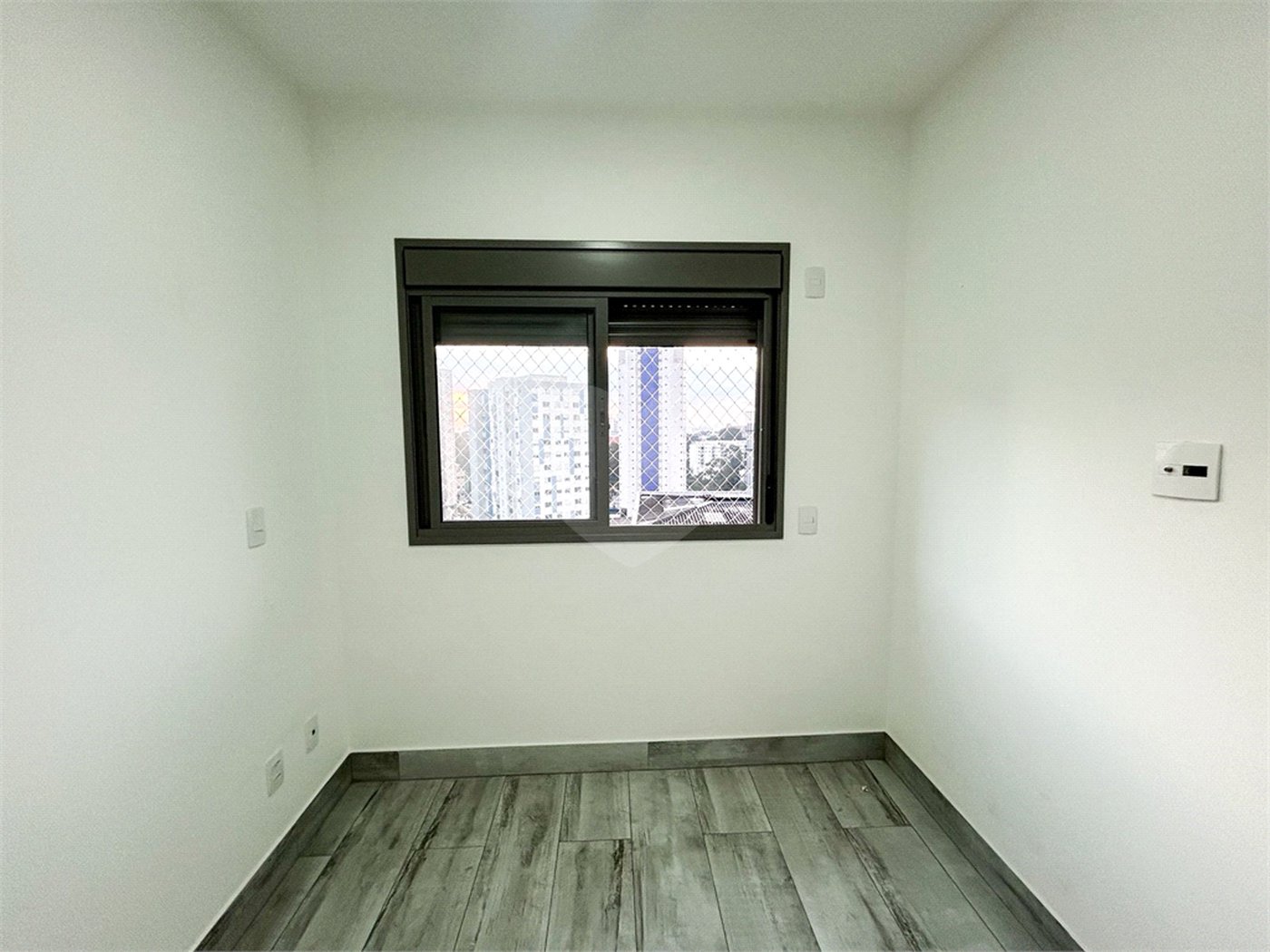 Apartamento à venda com 2 quartos, sendo 1 suíte,  em Vila Guarani (z Sul), São Paulo, SP