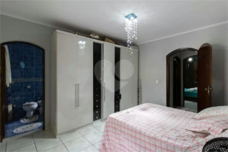Casa à venda com 2 quartos, sendo 1 suíte, em Jardim Santa Clara, Guarulhos, SP
