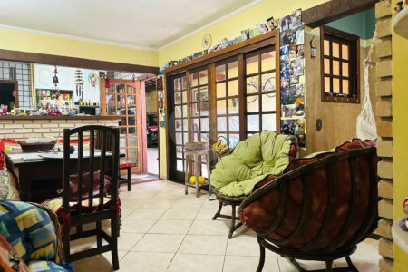 Casa Térrea à venda com 4 quartos, sendo 1 suíte, em Interlagos, São Paulo, SP