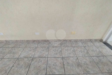 Casa Térrea à venda com 3 quartos em Santa Teresinha, São Paulo, SP