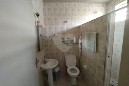 Casa à venda com 6 quartos, sendo 2 suítes, em Chora Menino, São Paulo, SP