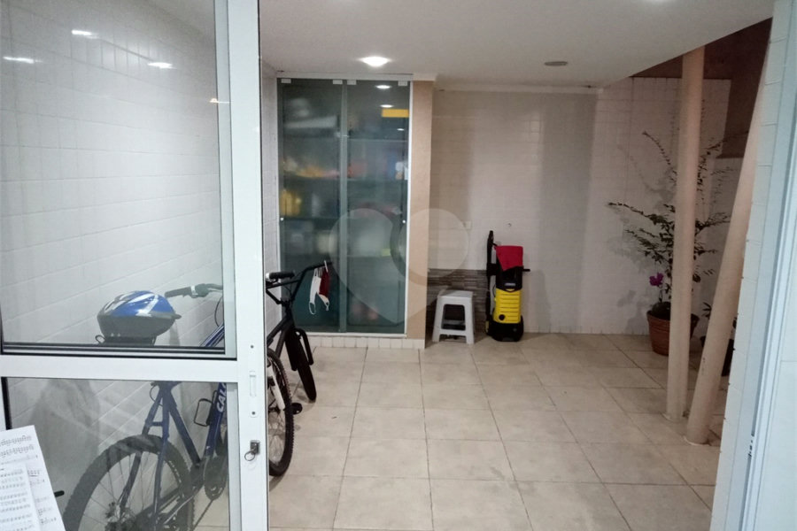 Sobrado à venda com 3 quartos, sendo 1 suíte, em Saúde, São Paulo, SP