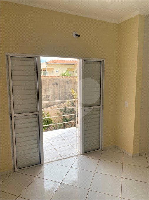 Casa para alugar com 3 quartos, sendo 1 suíte, no condomínio Reserva da Mata, Vinhedo - SP