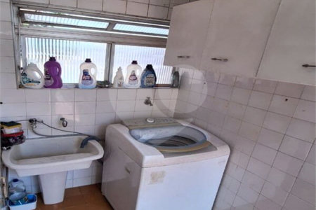 Sobrado à venda com 2 suítes em Vila Mazzei, São Paulo, SP