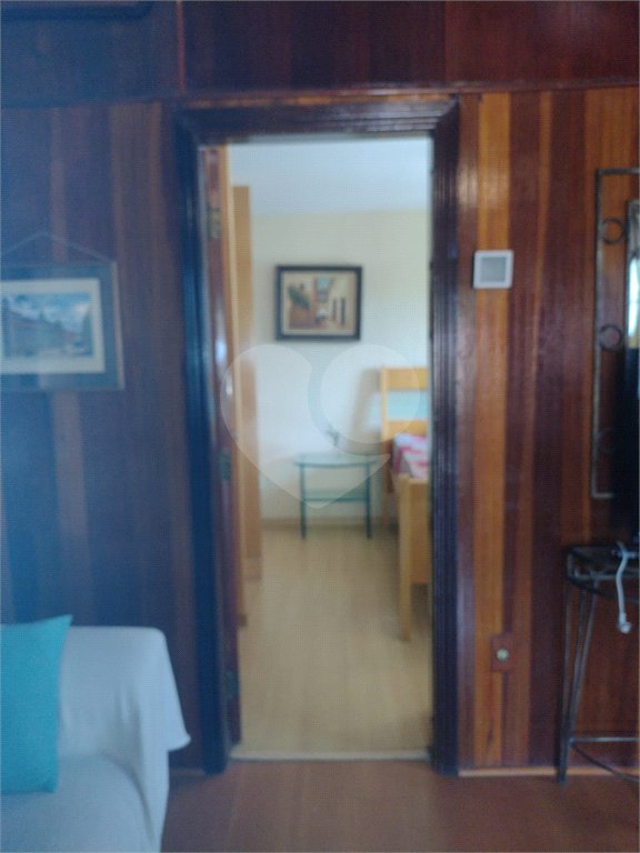 Casa à venda com 4 quartos, sendo 2 suítes,  no condomínio Cinco Lagos, Mairiporã - SP