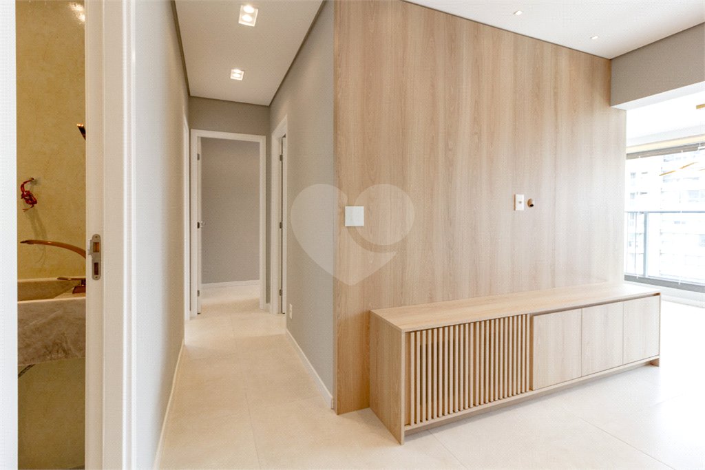 Apartamento à venda com 3 quartos, sendo 2 suítes, em Brooklin Paulista, São Paulo, SP