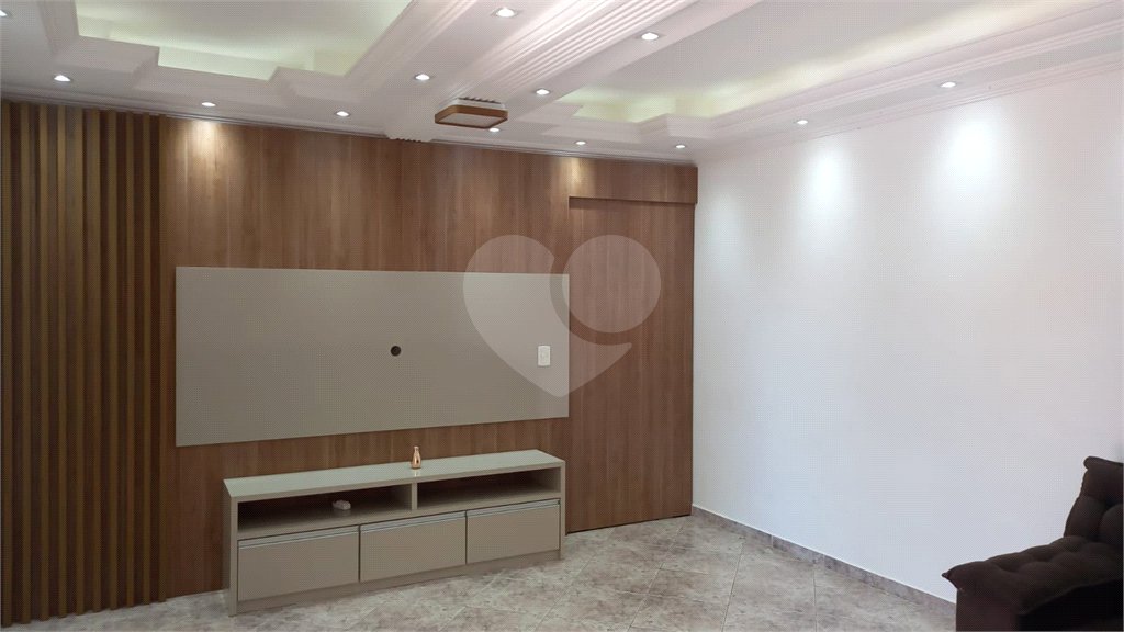 Casa à venda com 8 quartos, sendo 3 suítes,  no condomínio Terras de Santa Rosa, Salto - SP