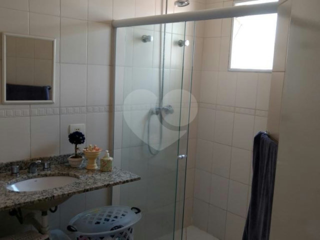 Casa à venda com 3 quartos, sendo 1 suíte,  no condomínio Residencial Água Fria, São Paulo - SP