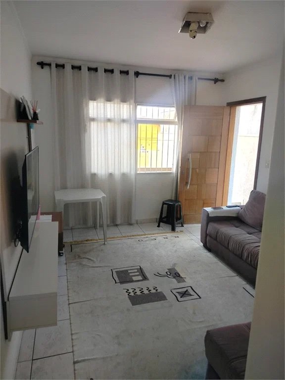 Sobrado à venda com 2 quartos em Jardim Santa Rosa, Taboão da Serra, SP