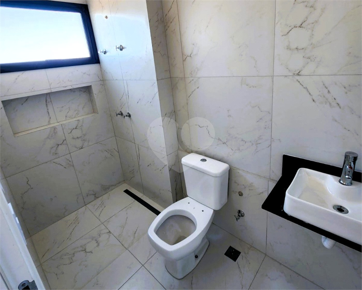 Apartamento à venda ou para alugar com 3 suítes em Vila Lucy, Sorocaba, SP