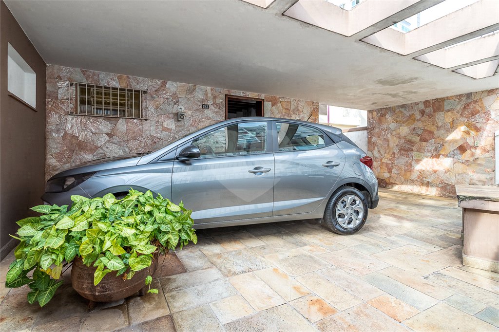 Casa à venda com 3 quartos, sendo 1 suíte, em Chácara Santo Antônio (zona Sul), São Paulo, SP