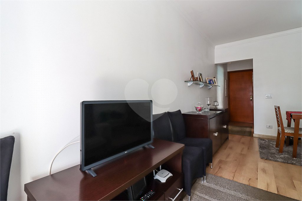 Apartamento à venda com 3 quartos, sendo 1 suíte,  em Vila Ipojuca, São Paulo, SP