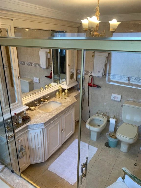 Apartamento à venda com 3 suítes em Vila Suzana, São Paulo, SP