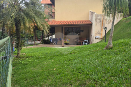 Casa à venda com 3 suítes em Condomínio Portal dos Nobres, Atibaia, SP