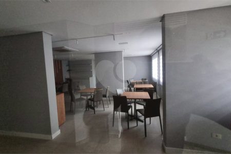 Apartamento à venda com 3 quartos, sendo 1 suíte,  em Indianópolis, São Paulo, SP