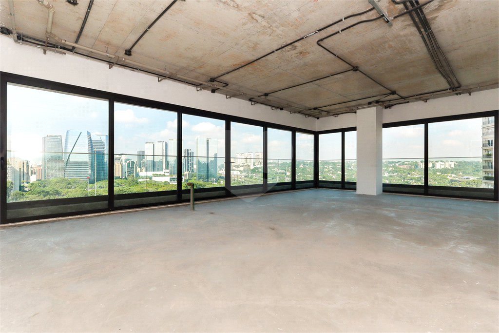 Apartamento à venda com 4 suítes em Cidade Jardim, São Paulo, SP