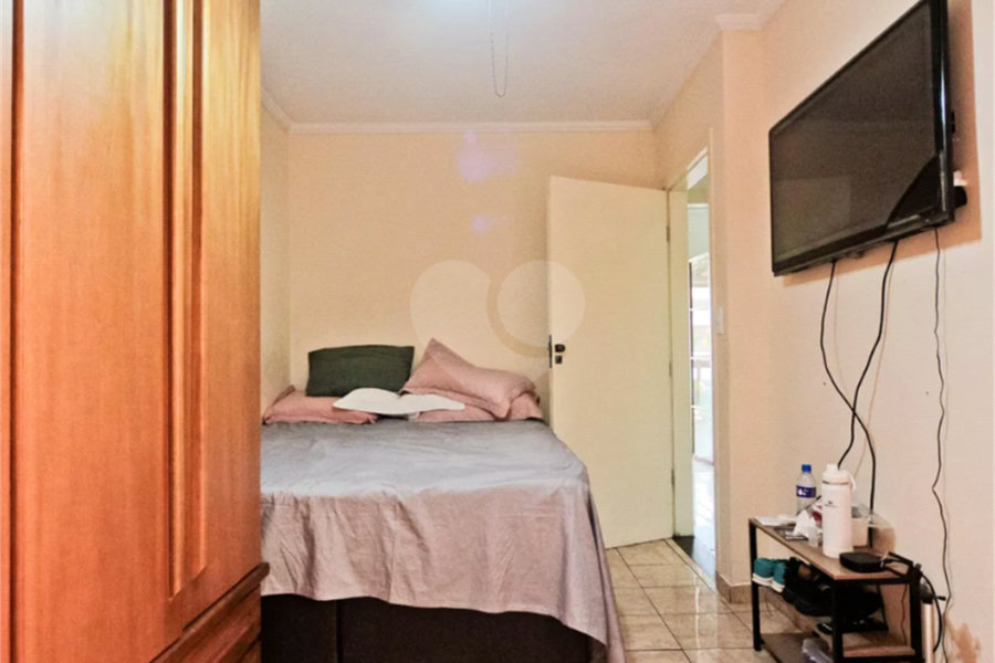 Salão à venda ou para alugar com 3 quartos, sendo 1 suíte, em Jardim Monjolo, São Paulo, SP