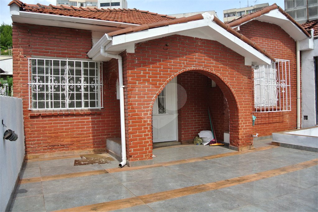 Casa à venda com 3 quartos em Santa Teresinha, São Paulo, SP