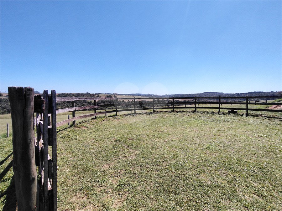 Fazenda para alugar com 3 quartos em Vila Santana, Itapetininga, SP