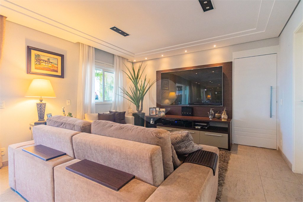Apartamento à venda com 2 suítes em Chácara Santo Antônio, São Paulo, SP