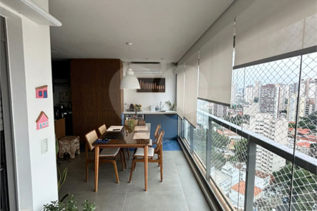 Apartamento à venda com 2 quartos, sendo 1 suíte,  em Vila Romana, São Paulo, SP