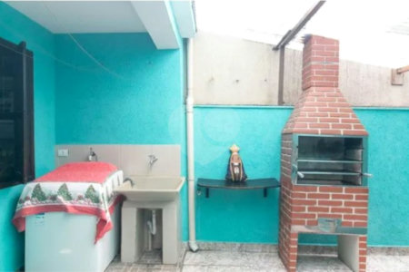 Casa Térrea à venda com 4 quartos, sendo 1 suíte,  em Vila Mazzei, São Paulo, SP