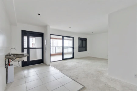 Apartamento à venda com 2 suítes em Santo Amaro, São Paulo, SP