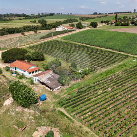 Sítio à venda com 2 quartos em Mirim, Indaiatuba, SP