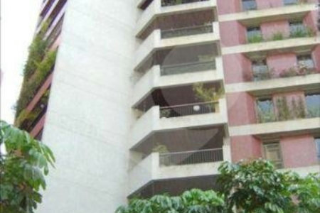 Apartamento à venda com 3 suítes em Real Parque, São Paulo, SP